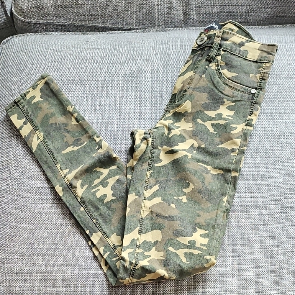 Camo Print Women Skinny Pants